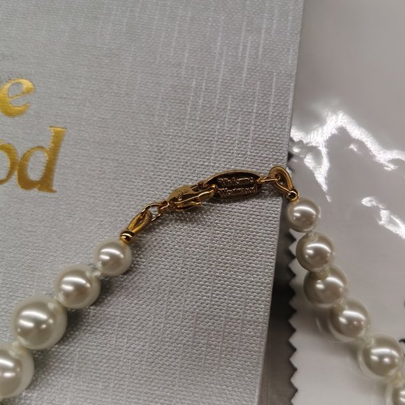 Vivienne Westwood LARGE Bas Relief Pearl Necklace New - Picture 4 of 5